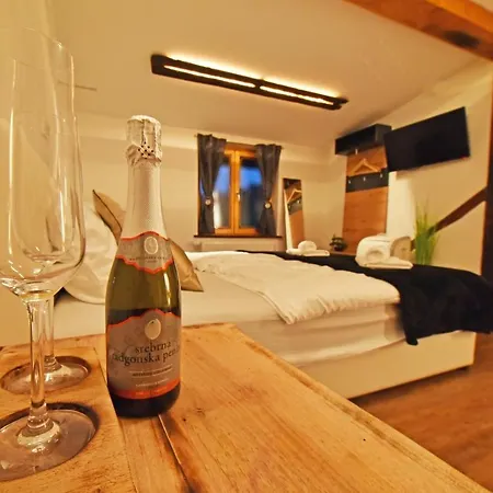 Hisa Stare Mame 3* Kamnik