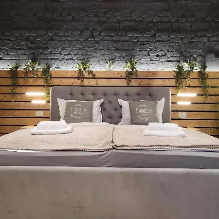 Bed & Breakfast Hisa Stare Mame 3*