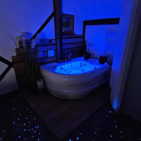 Hisa Stare Mame Bed & Breakfast 3*