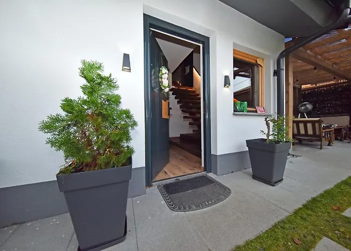 Hisa Stare Mame 3* 캄니크