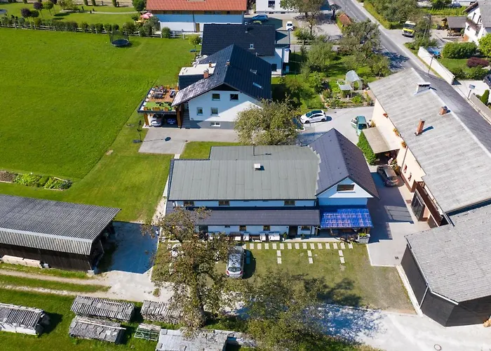 Bed & Breakfast Hisa Stare Mame Kamnik